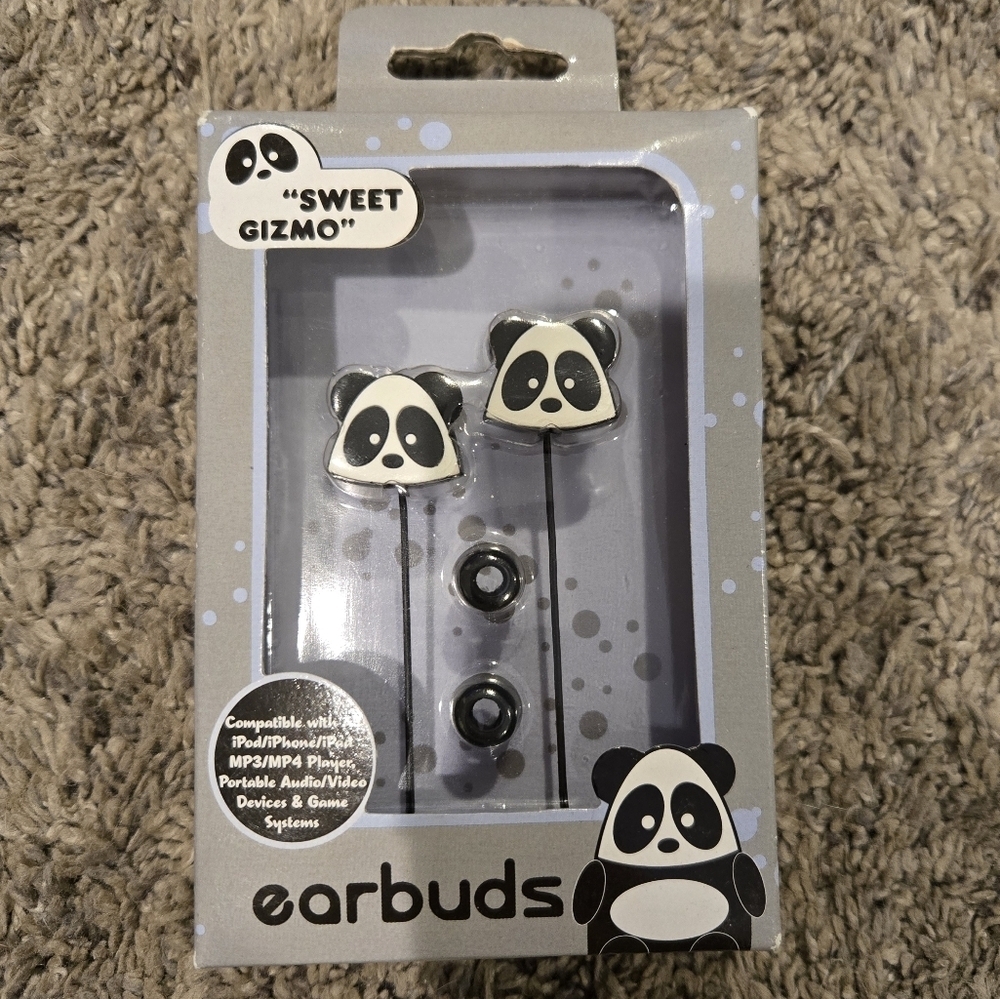 Earbuds Panda New In Box
